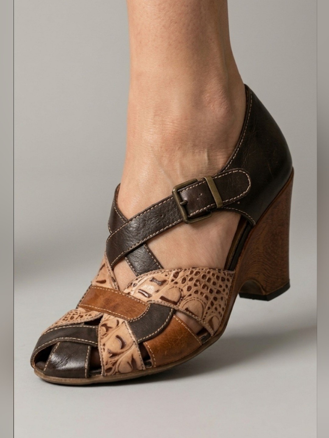 Moma Women's Peep-Toe All-Leather Wedge Sandals Fall / Sz 7.5 - 8 / Brown, Tan